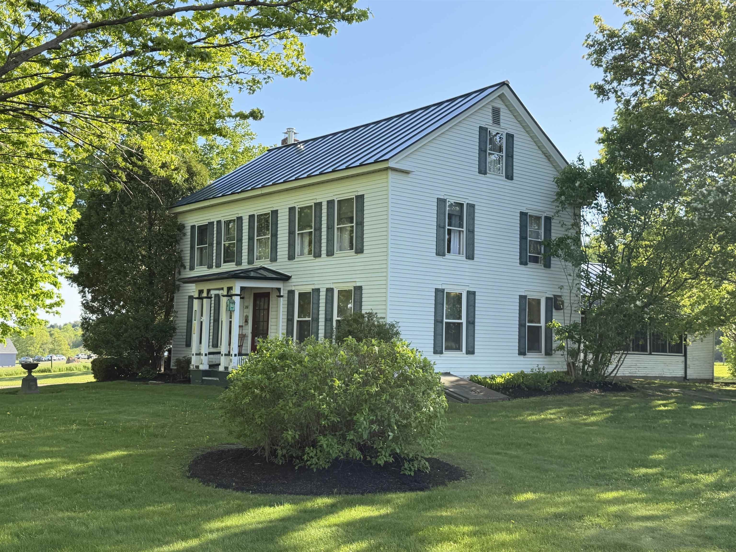 Single Family 5BR 2BA - 358 South Main Street, Whiting, VT