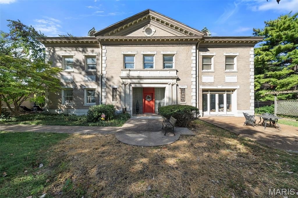 Single Family 3BR 3BA - 5015 Lindell Boulevard, St Louis, MO