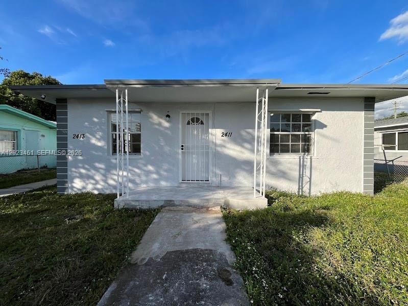 Duplex 4BR 2BA - 2411 NW 65th St, Miami, FL
