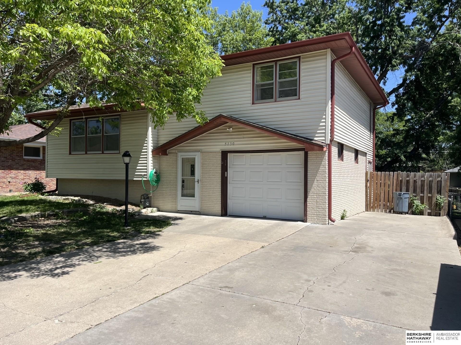 Single Family 3BR 2BA - 5230 S 51st Street, Lincoln, NE