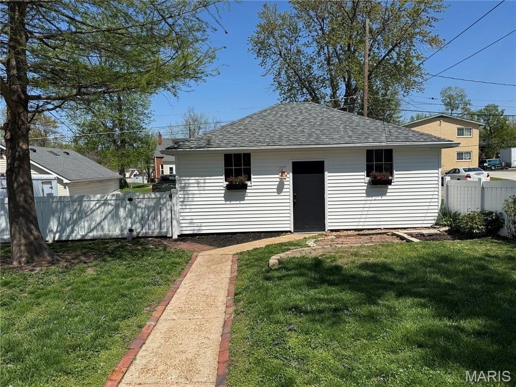 Single Family 3BR 2BA - 626 Adams Street, St Charles, MO