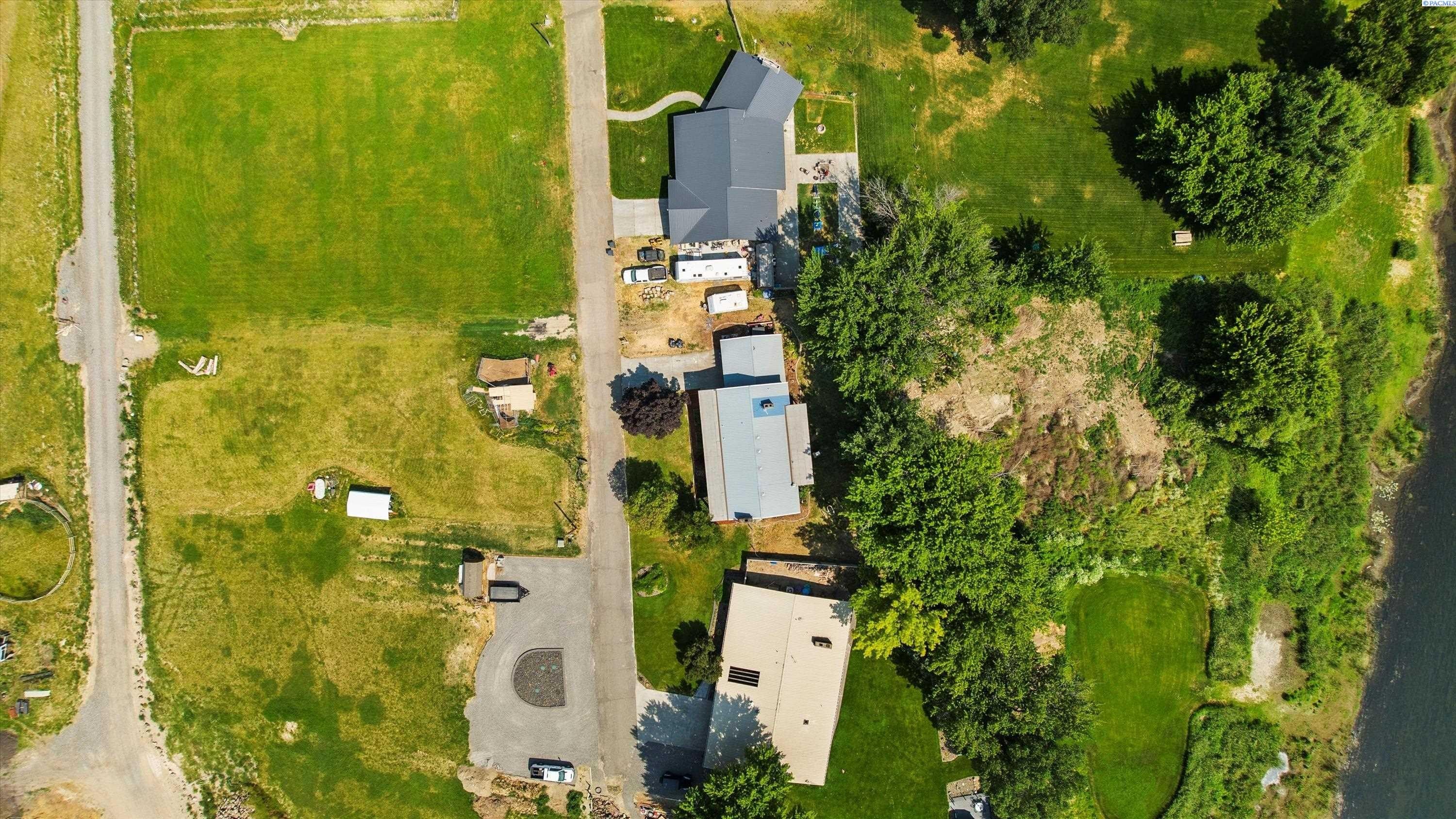 Other 4BR 3BA - 64209 E Grover PR NE, West Richland, WA