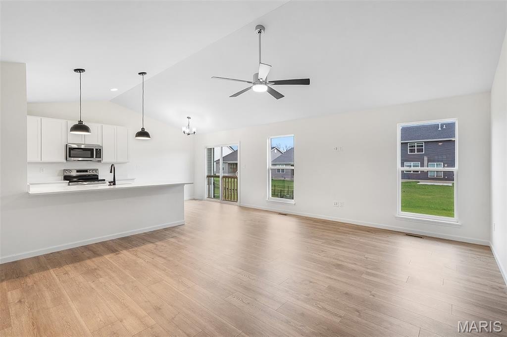 Single Family 3BR 2BA - 18432 Boone Ridge Manor Drive, Truesdale, MO