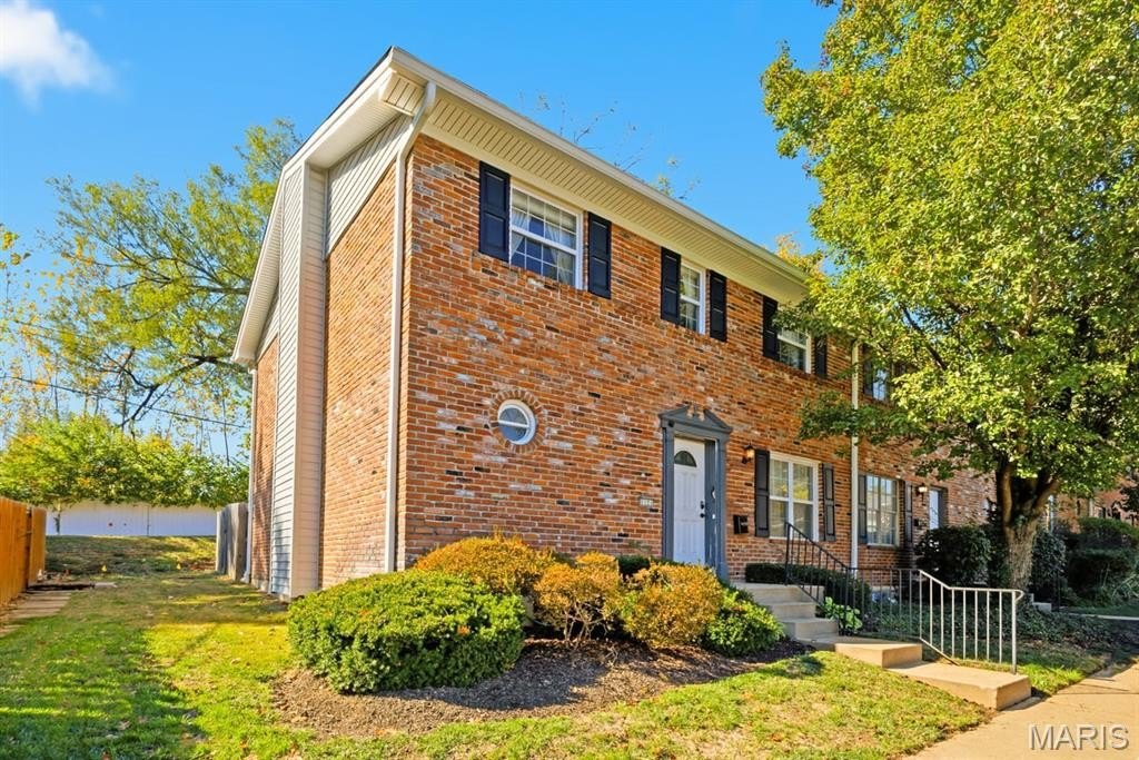Condo 3BR 3BA - 1121 Matador Drive, Chesterfield, MO