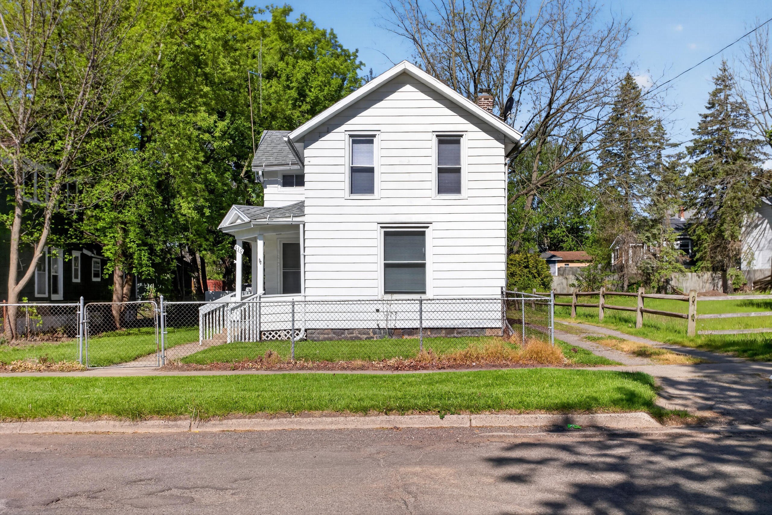 Single Family 3BR 1BA - 610 Backus Street, Jackson, MI