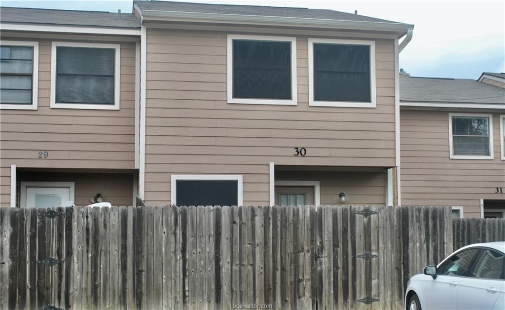 2807 Wildflower Dr Dr  