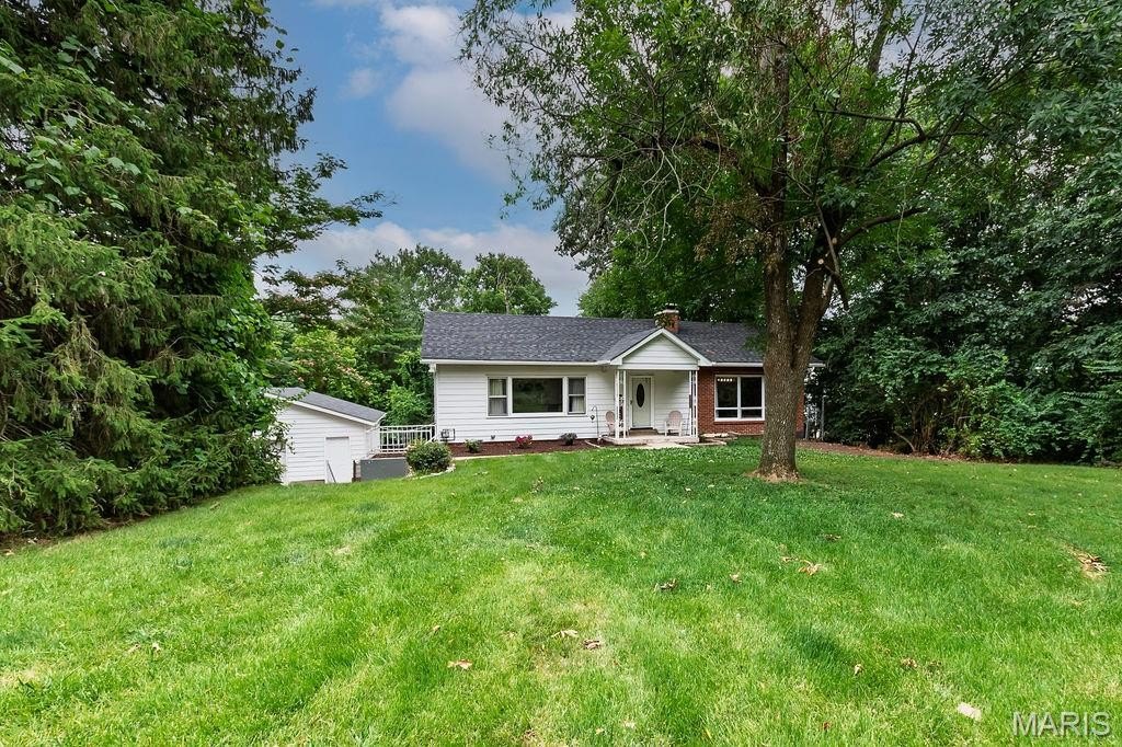Single Family 2BR 2BA - 1216 Miller Road, Imperial, MO