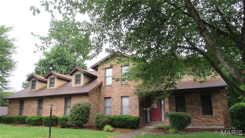 Single Family 3BR 3BA - 9 Brian Drive, Swansea, IL