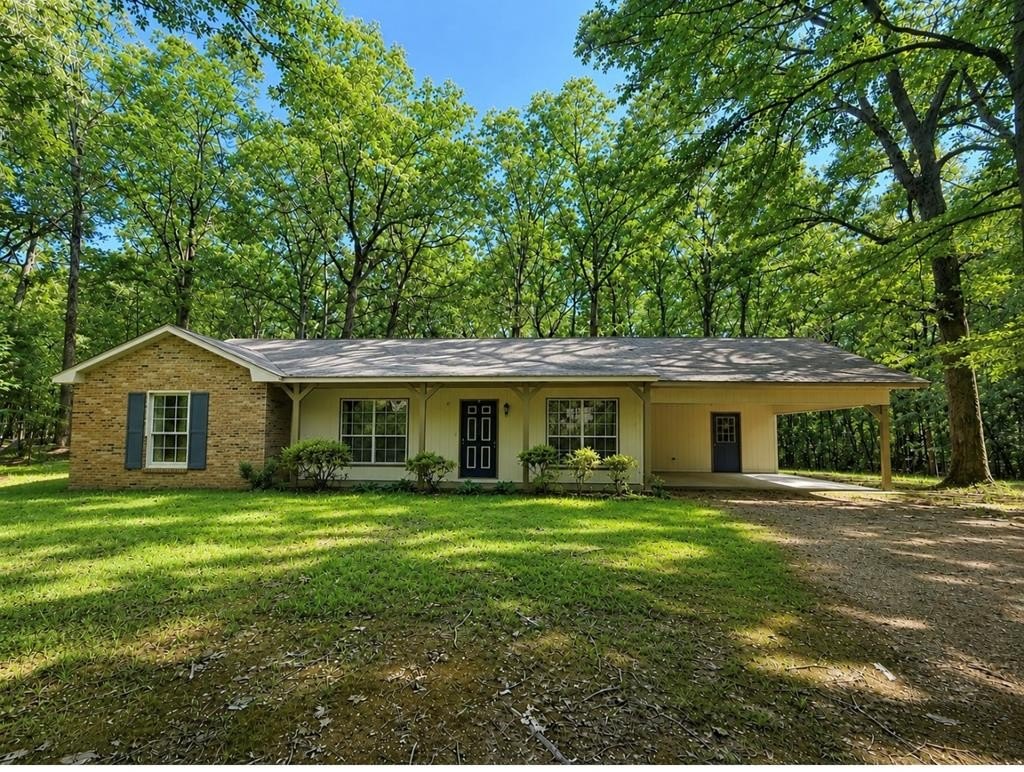 Single Family 3BR 2BA - 358 County Road 550 (Shady Hill Circle), Water Valley, MS