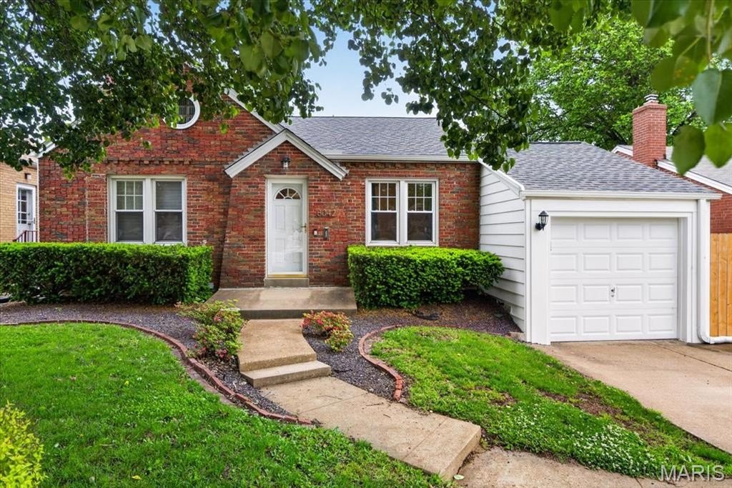 Single Family 2BR 1BA - 8042 Mackenzie Road, Affton, MO