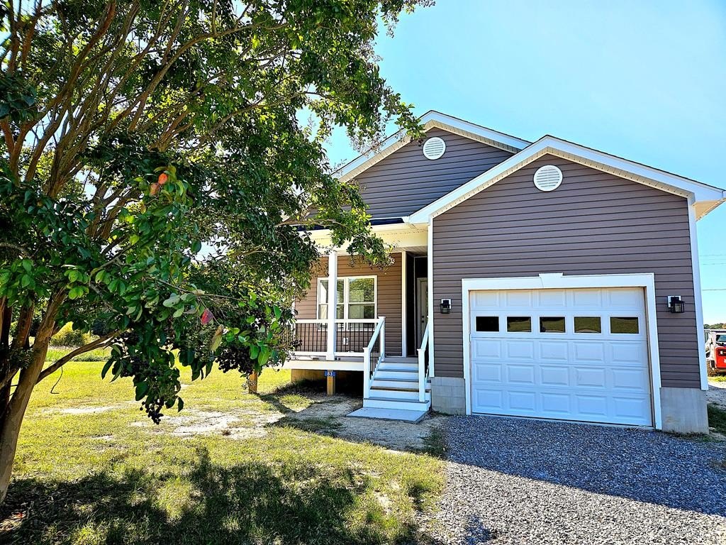 Single Family 3BR 2BA - 83 Waters Cove Circle, Reedville, VA