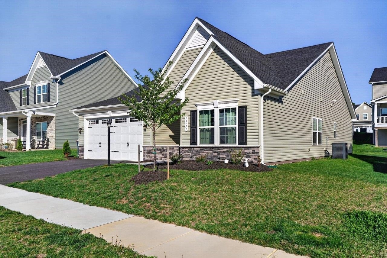 Single Family 3BR 2BA - 10151 BIG OAK DR, MCGAHEYSVILLE, VA