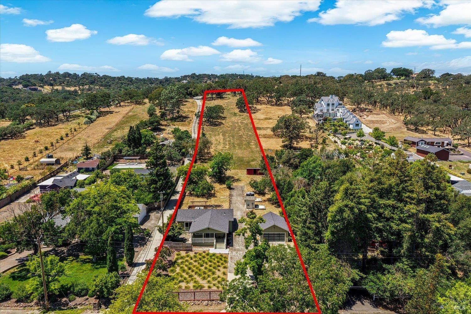 Single Family 3BR 2BA - 2131 1st Avenue, Napa, CA