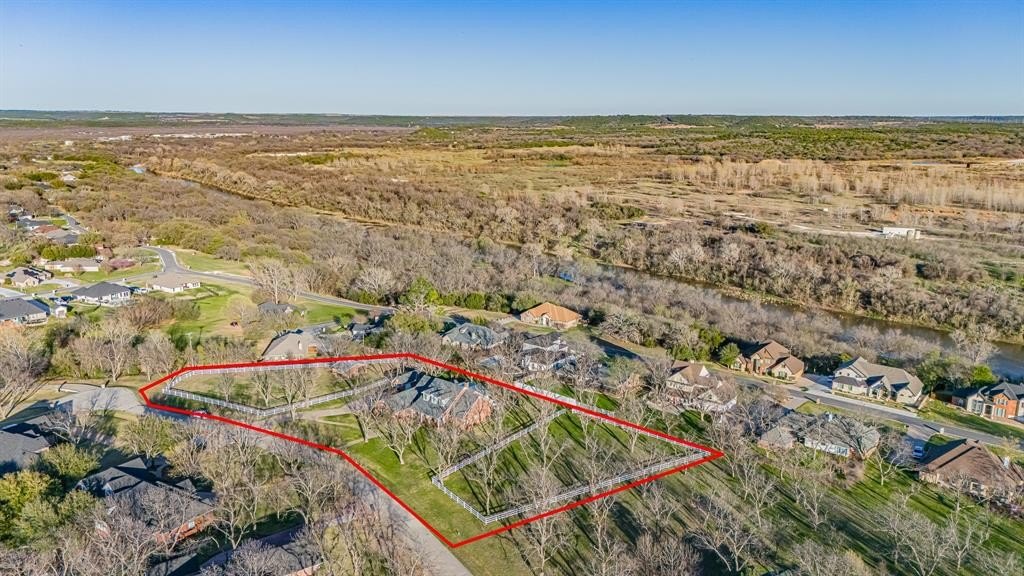 Single Family 3BR 3BA - 5615 Equestrian Court, Granbury, TX