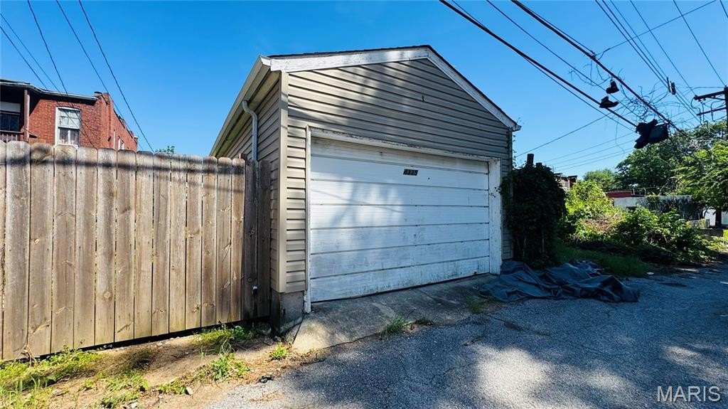 Single Family 2BR 1BA - 4335 California Avenue, St Louis, MO