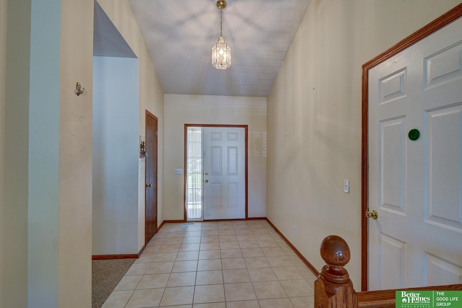 Single Family 3BR 3BA - 19810 Sycamore Drive, Gretna, NE