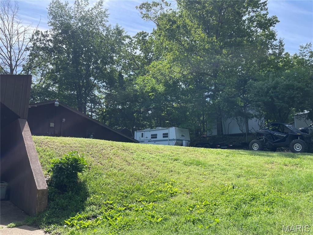 Single Family 4BR 2BA - 206 Town And Country Drive, Piedmont, MO