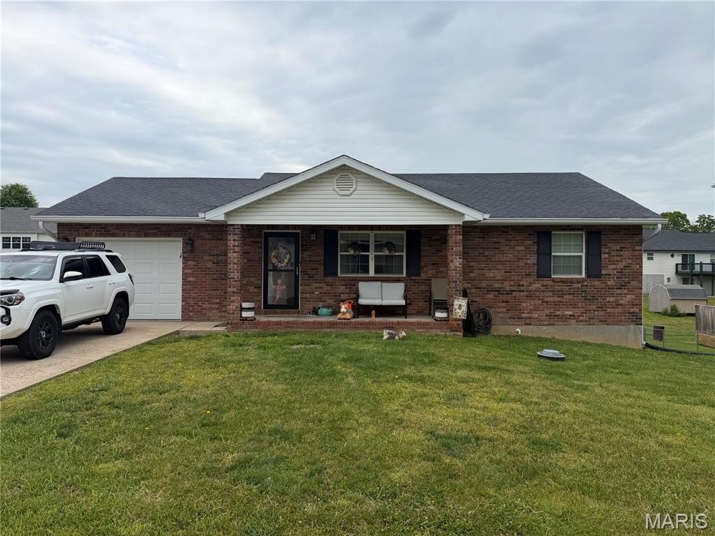 Single Family 4BR 3BA - 19731 Stirrup Lane, Waynesville, MO