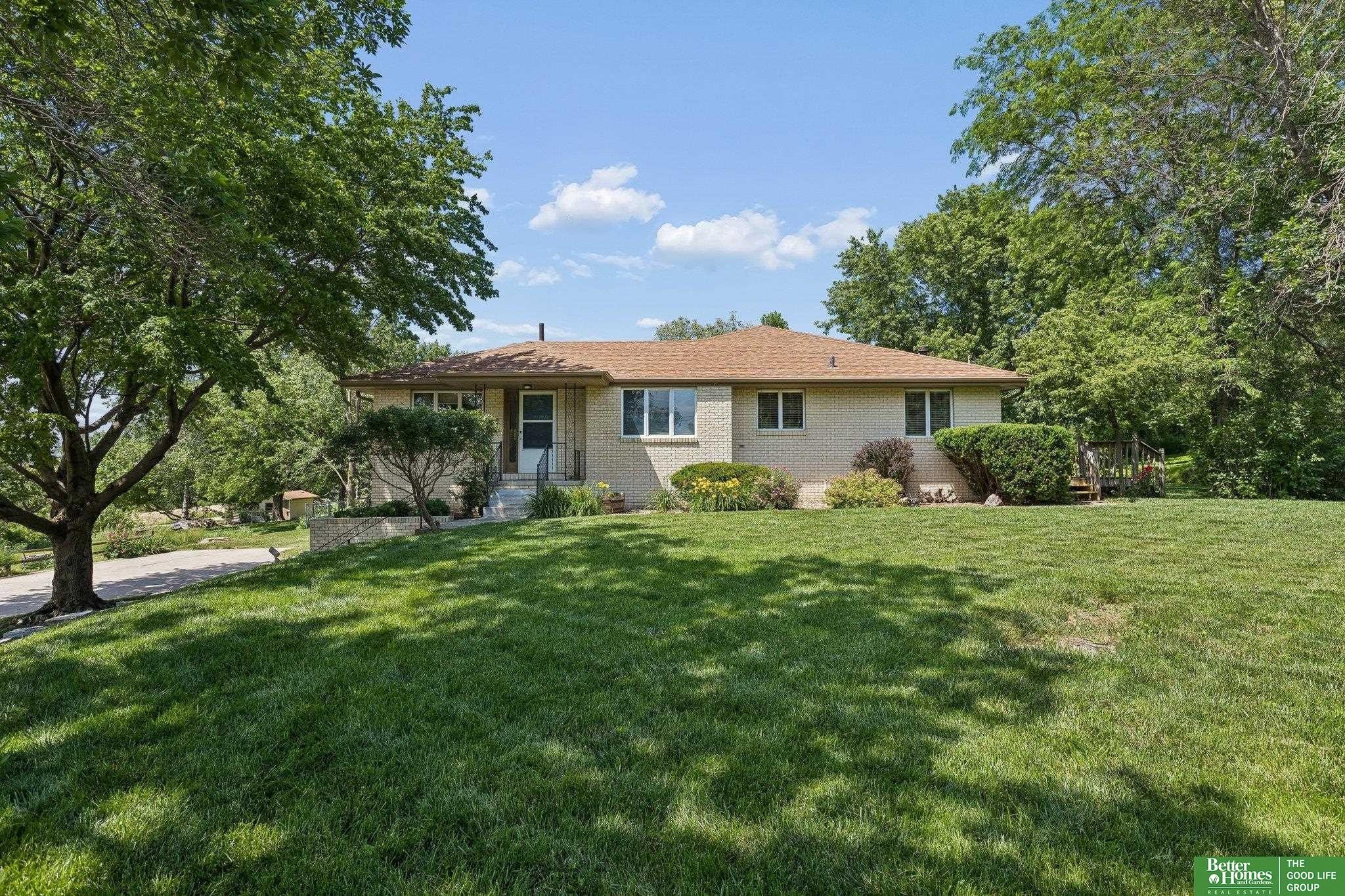 Single Family 4BR 3BA - 22510 Fairview Road, Gretna, NE
