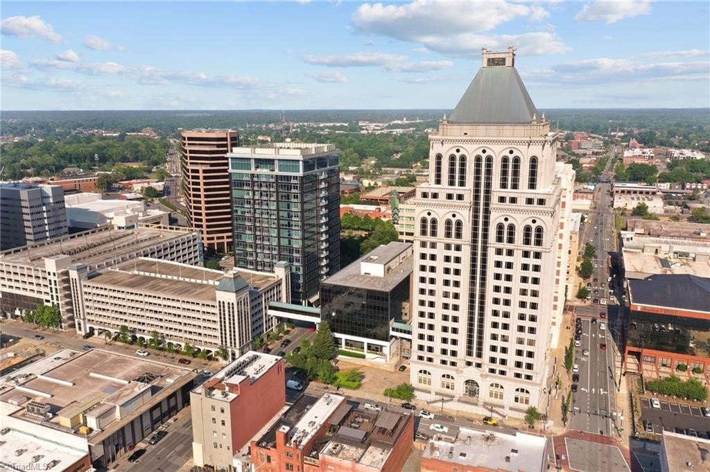 Condo 2BR 2BA - 201 N Elm Street, Greensboro, NC