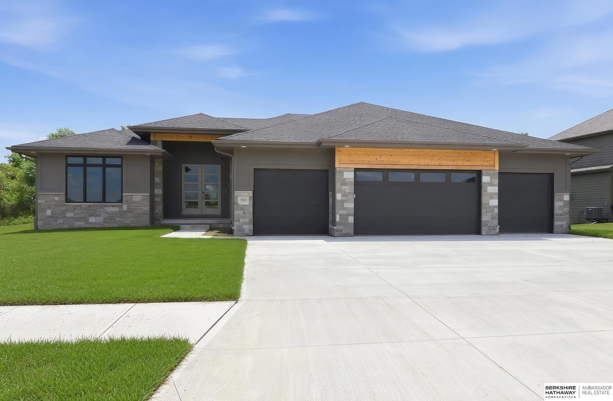 Single Family 5BR 5BA - 18505 Acorn Drive, Gretna, NE
