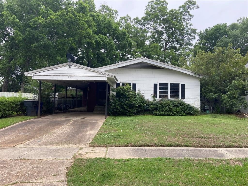 Single Family 3BR 2BA - 927 Dalzell Street, Shreveport, LA