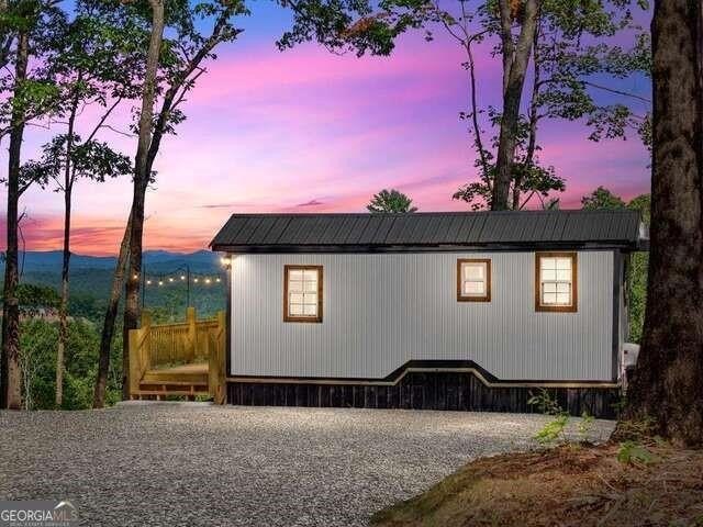 Single Family 2BR 1BA - 465 White Oak Circle, Blue Ridge, GA