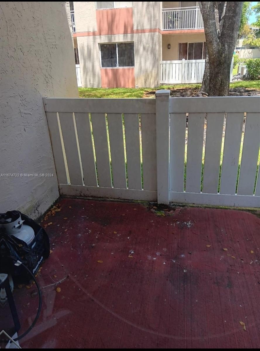 Condo 2BR 2BA - 18870 NW 57th Ave, Hialeah, FL