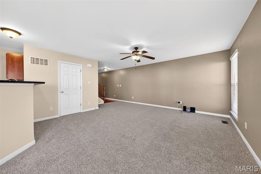 Single Family 2BR 4BA - 542 Country Circle Drive, Lake St Louis, MO