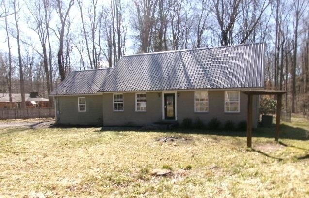 Single Family 3BR 2BA - 161 South Lee Addition, FAYETTEVILLE, WV
