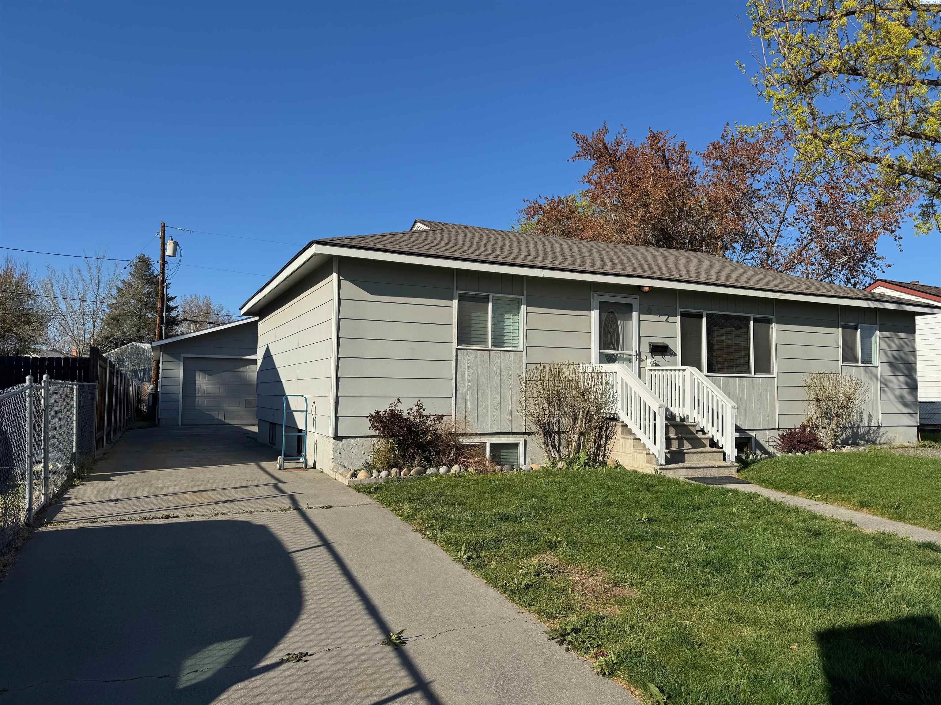 Other 3BR 2BA - 612 Blue Street, Richland, WA