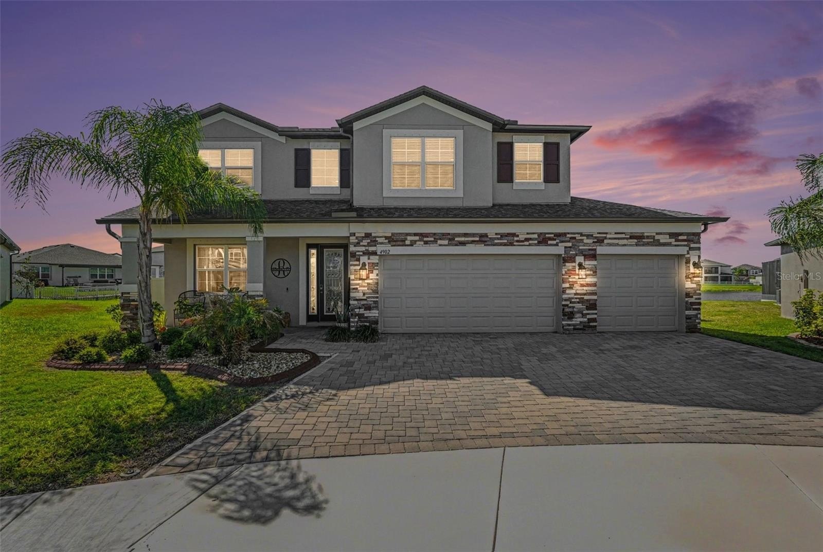 4902 EAGLE ROCK Dr  