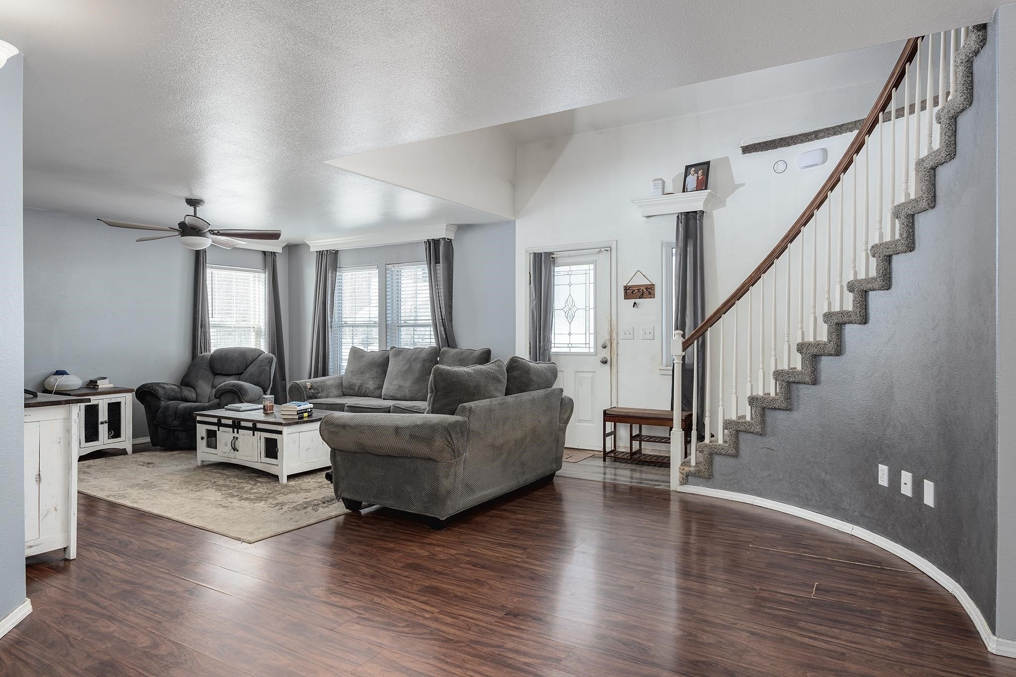 Single Family 4BR 3BA - 2765 DAGAN CIRCLE, North Pole, AK
