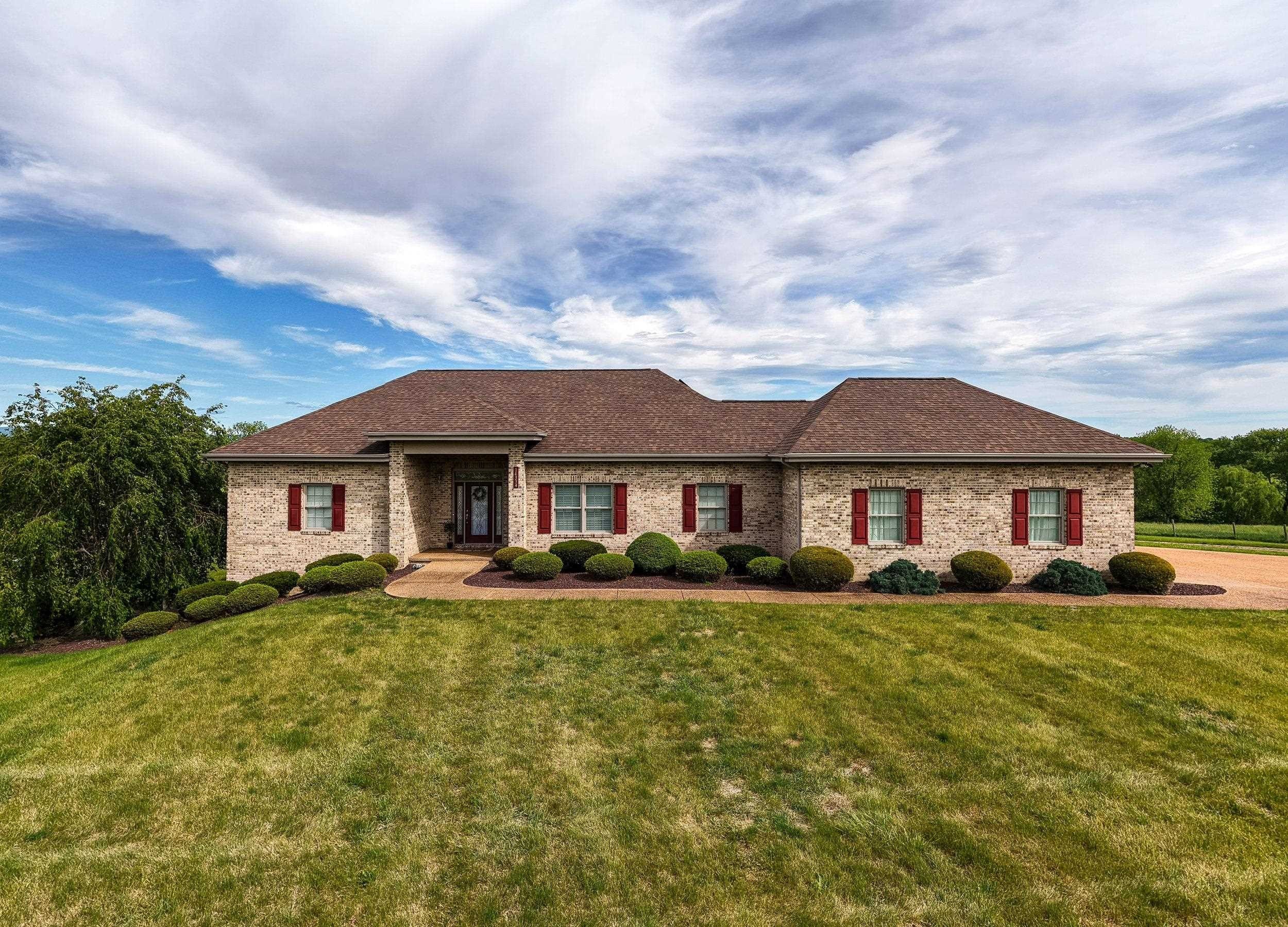 Single Family 3BR 3BA - 14334 S SUNSET DR, BROADWAY, VA