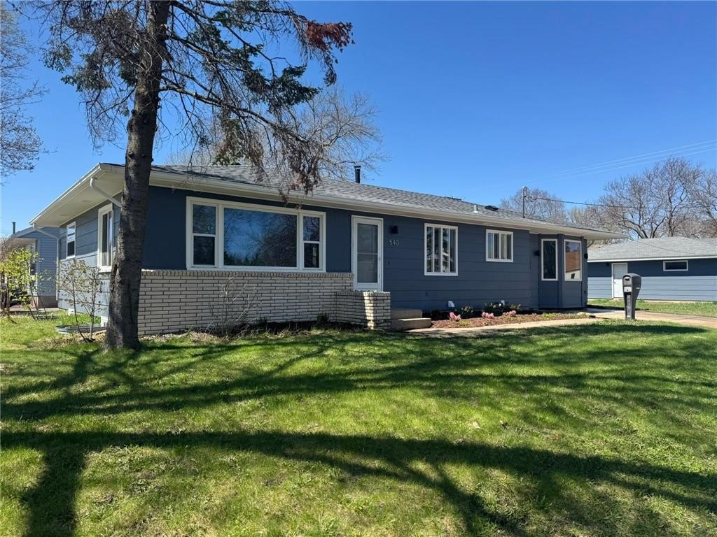 Other 4BR 2BA - 540 E 2nd Street, Waconia, MN