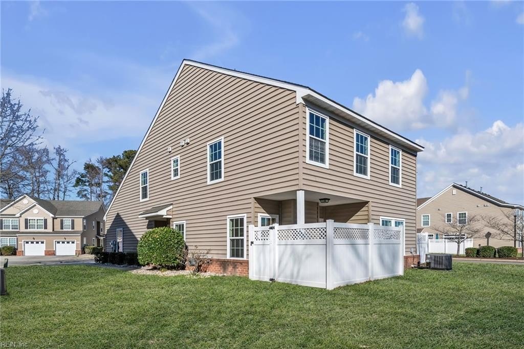 3762 Pear Orchard Way  