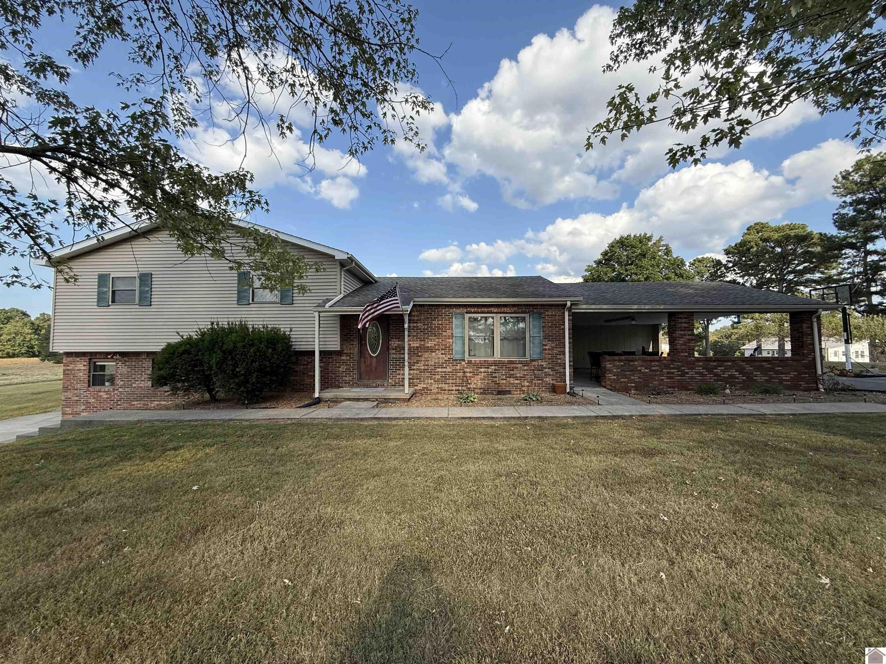 Single Family 3BR 3BA - 1535 Toy York rd., Benton, KY