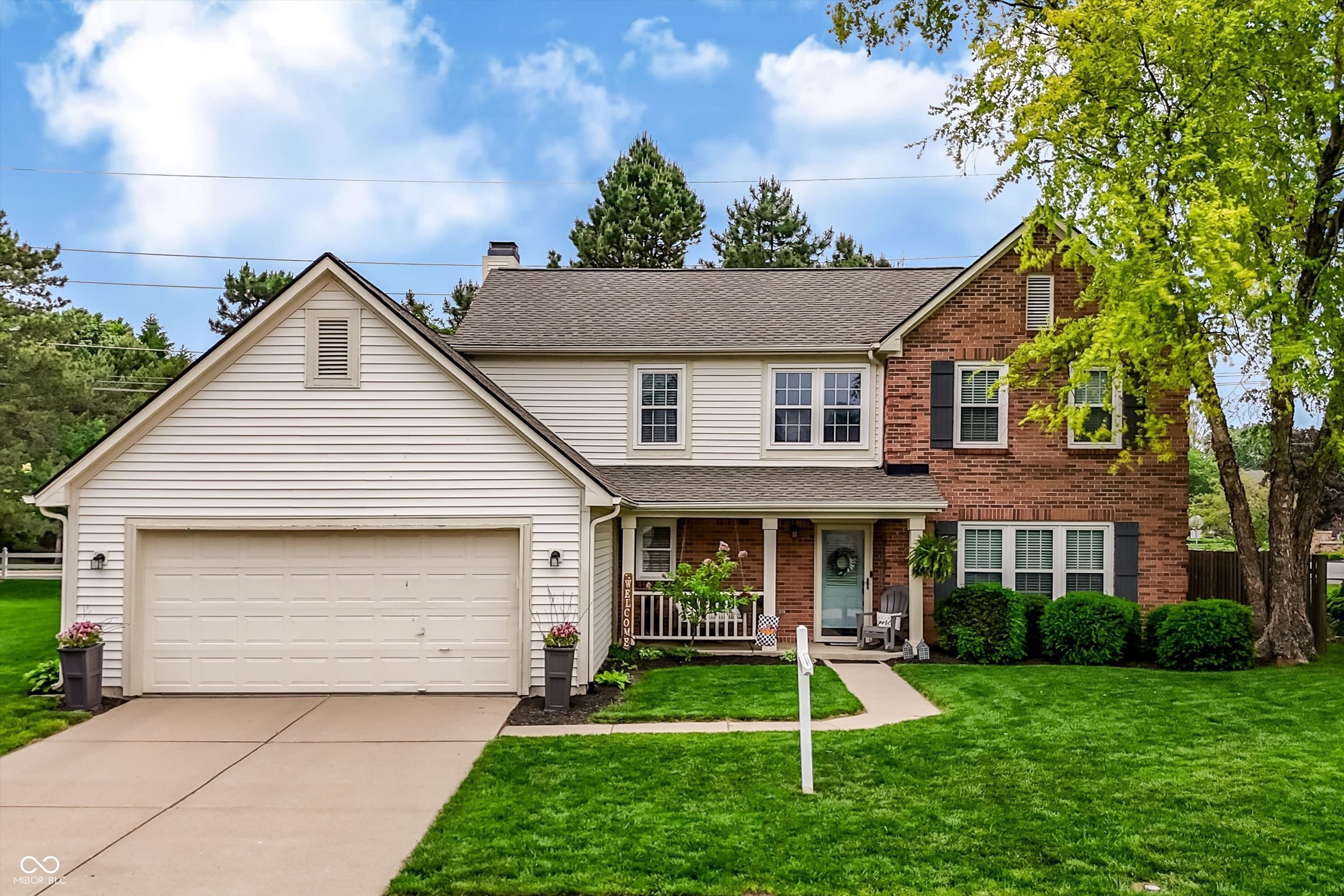 Single Family 4BR 3BA - 230 Wyndotte Drive, Carmel, IN