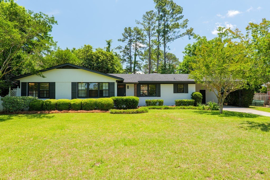 Single Family 3BR 3BA - 301 Betty Jo Drive, Valdosta, GA