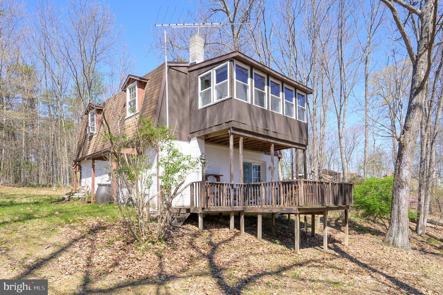 Single Family 2BR 2BA - 1524 LAMPLIGHT RD, INWOOD, WV