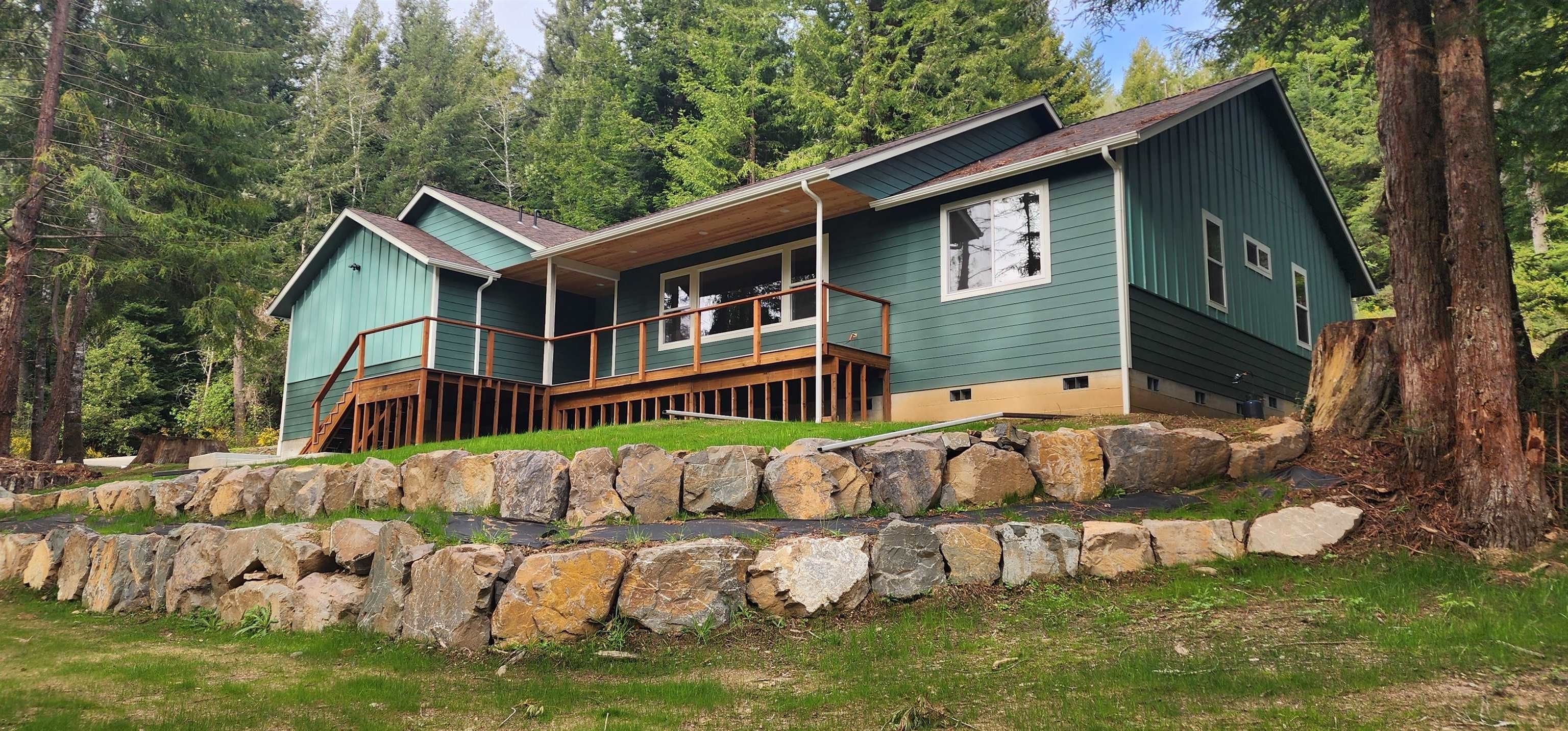 Single Family 3BR 3BA - 321 Bell Hole, Crescent City, CA