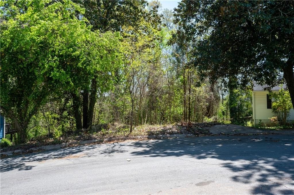 Single Family - 1676 Abner Court NW, Atlanta, GA