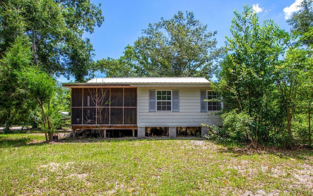 Single Family 3BR 1BA - 3550 NW WATER OAK WAY, Jennings, FL