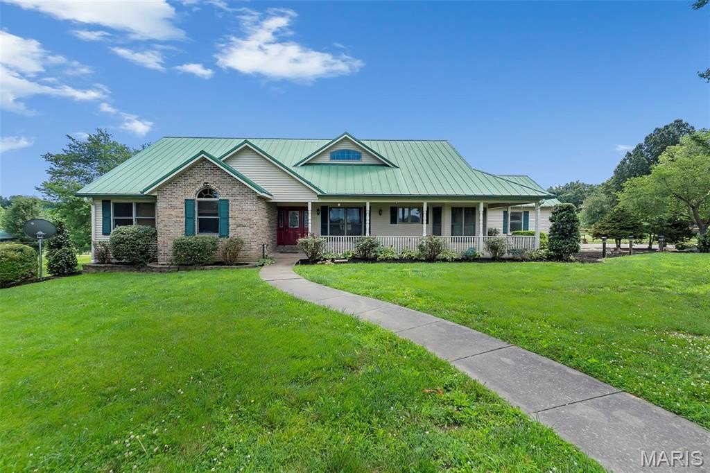 Single Family 5BR 4BA - 3071 County Road 439, Jackson, MO