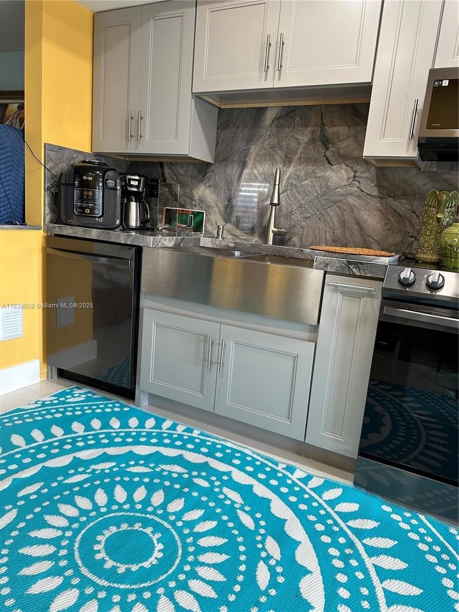 15481 SW 81st Cir Ln