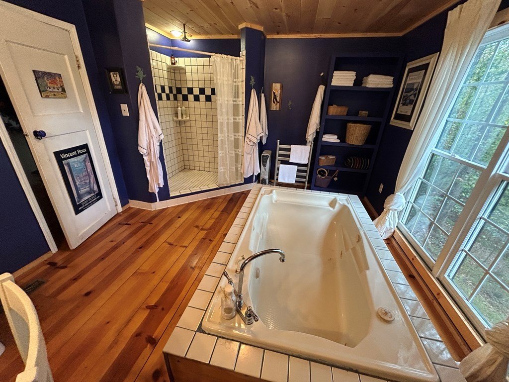 Other 3BR 3BA - 445 Twin Creeks Road, Blue Ridge, GA