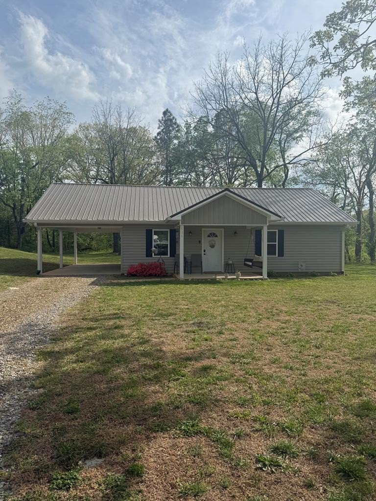 Single Family 2BR 2BA - 121 OLD HIGHWAY 5, Blue Ridge, GA