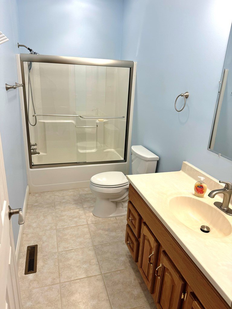Single Family 5BR 5BA - 115 Abbot Way, WAITEVILLE, WV