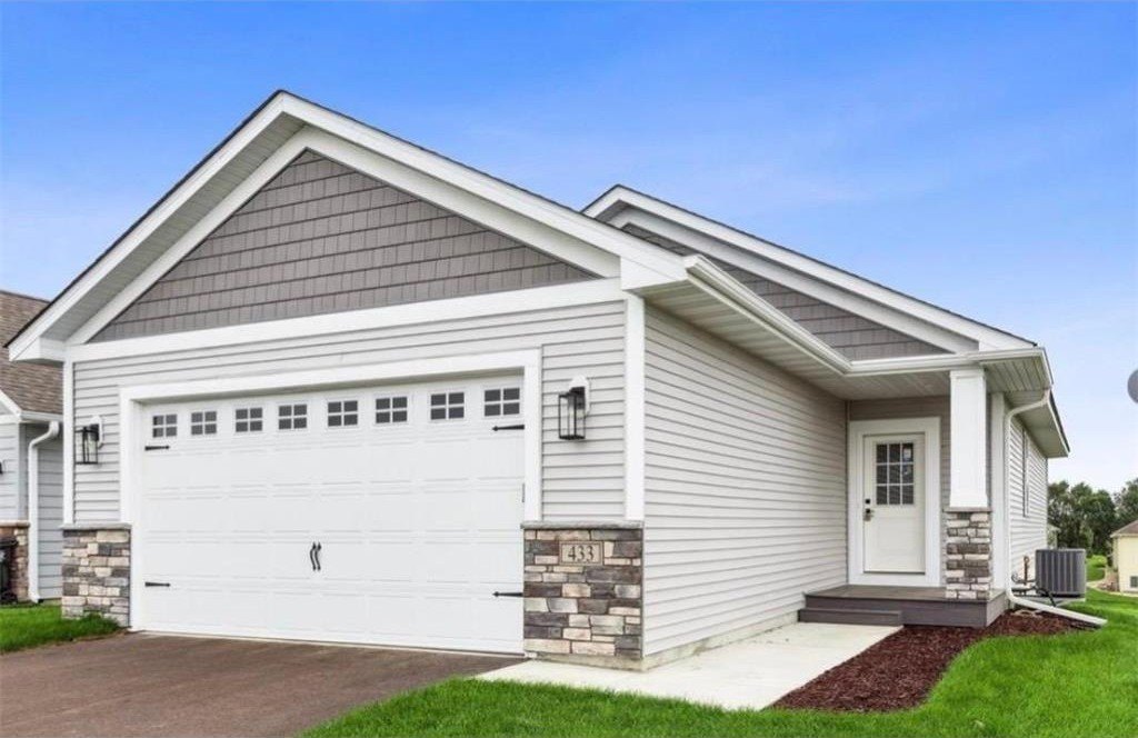 Other 4BR 3BA - 441 Grant Avenue SE, Hutchinson, MN