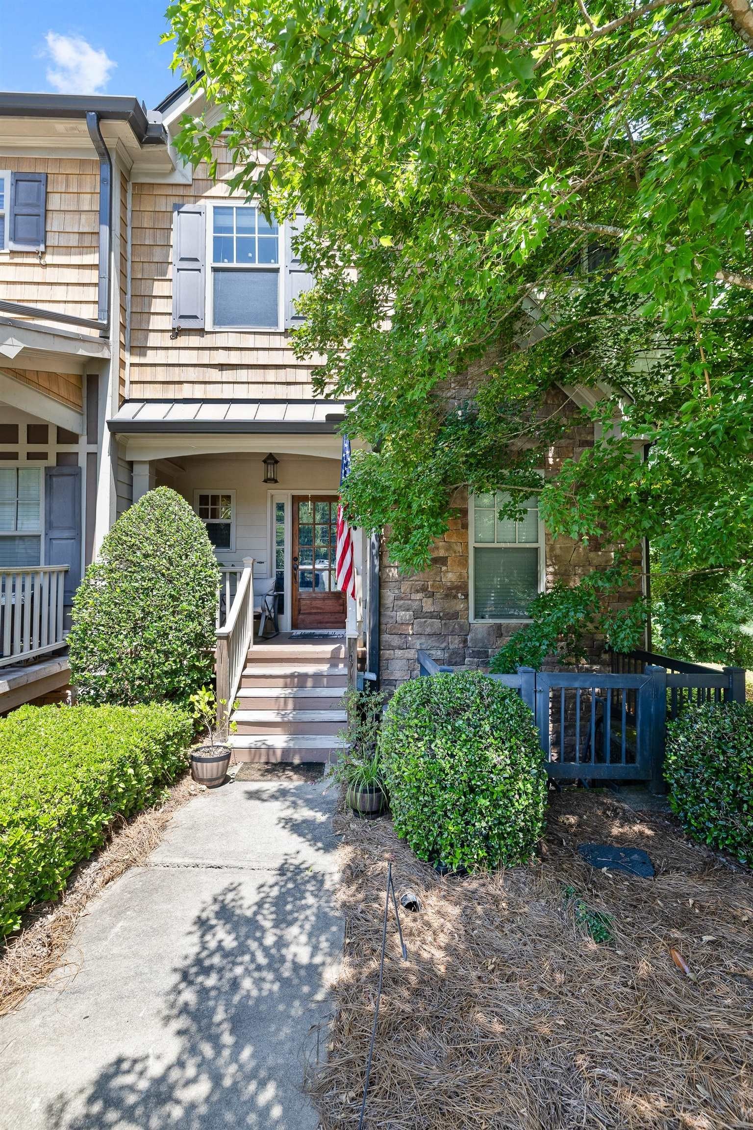Single Family 4BR 4BA - 102 MALLARD DRIVE, Eatonton, GA